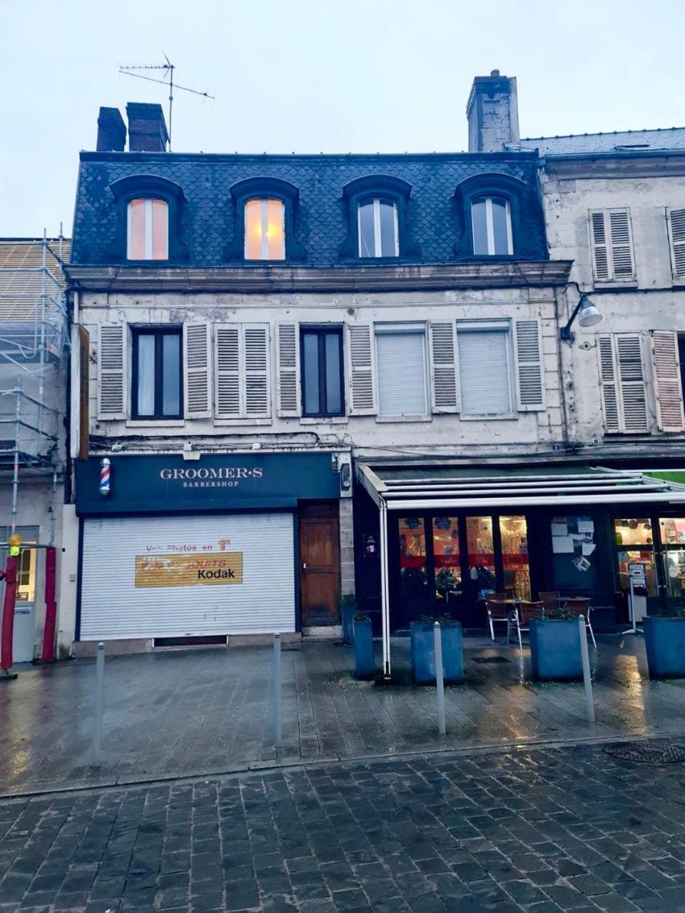 Un Appartement En Centre Ville , A 2 Pas Du Chateau De Villers Cotterets Exteriör bild